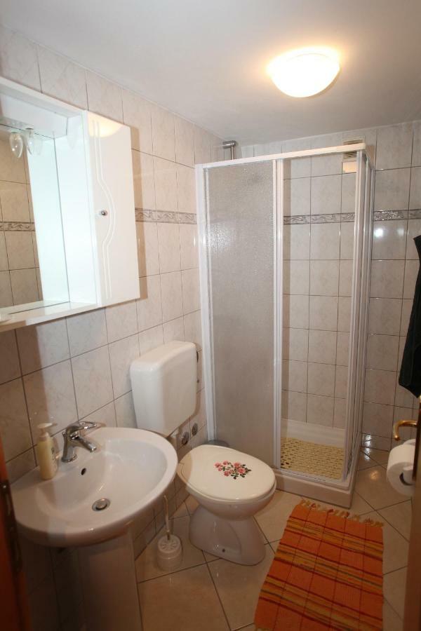 Accommodation Lily Vrana  Eksteriør billede